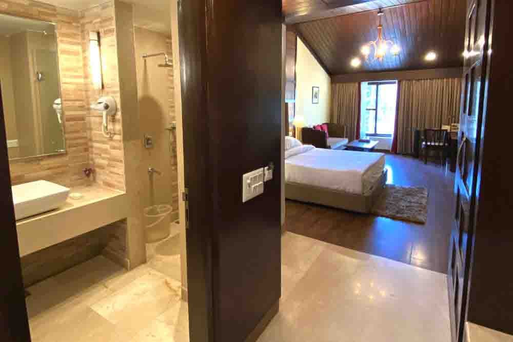 nainital earlscourt